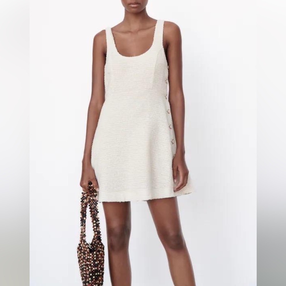 Zara Cream Mini Dress with Button Detail - Picture 2 of 9